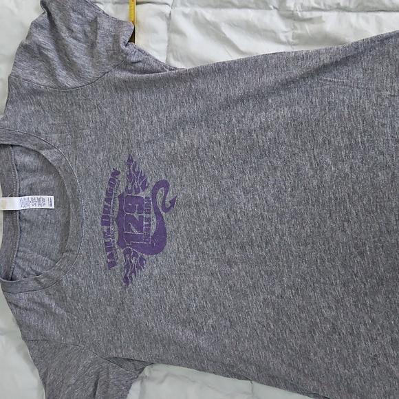 bella Tops - Gray T-Shirt with Purple Deals Gap Graphic